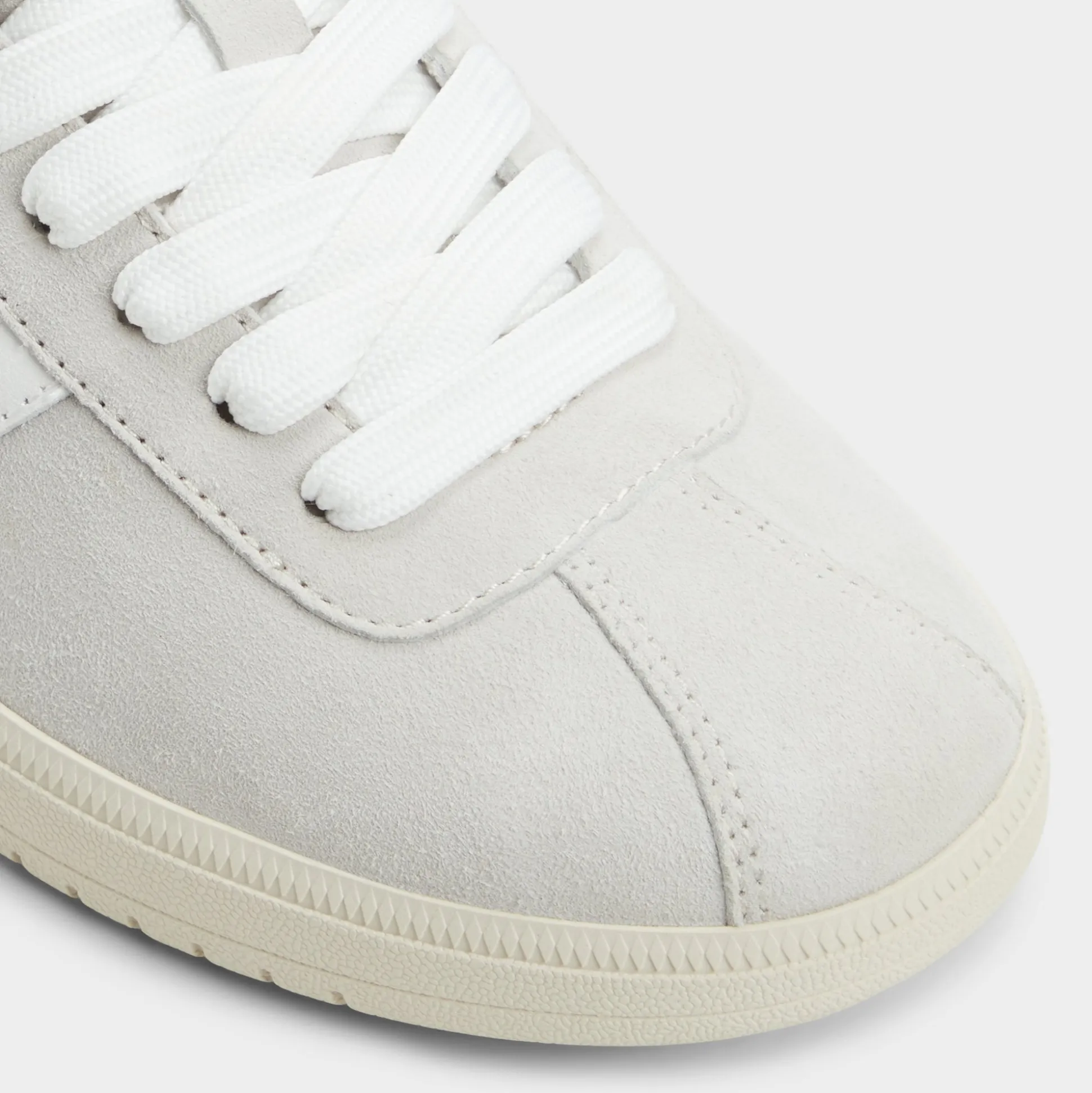 Chicsneaker